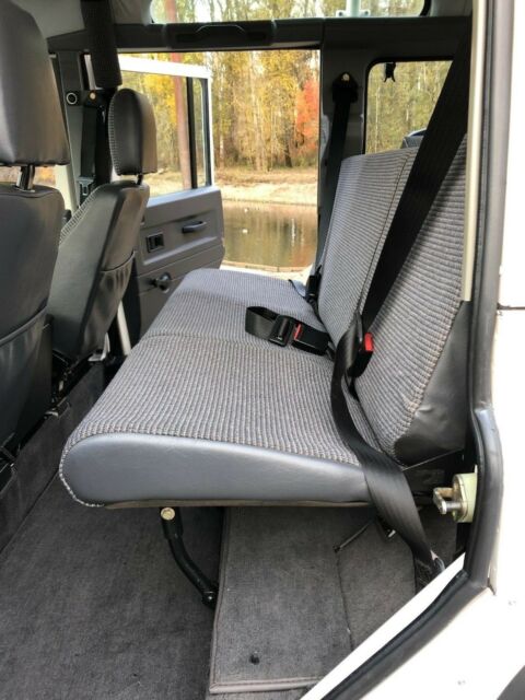 1993 Land Rover Defender - photo 7
