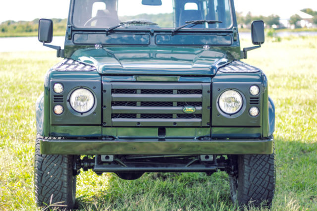 1991 Land Rover Defender 110 Station Wagon - photo 12