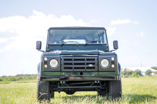 1991 Land Rover Defender 110 Station Wagon - photo 3