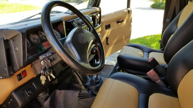 1993 Land Rover Defender 110 - LHD with AC - photo 13