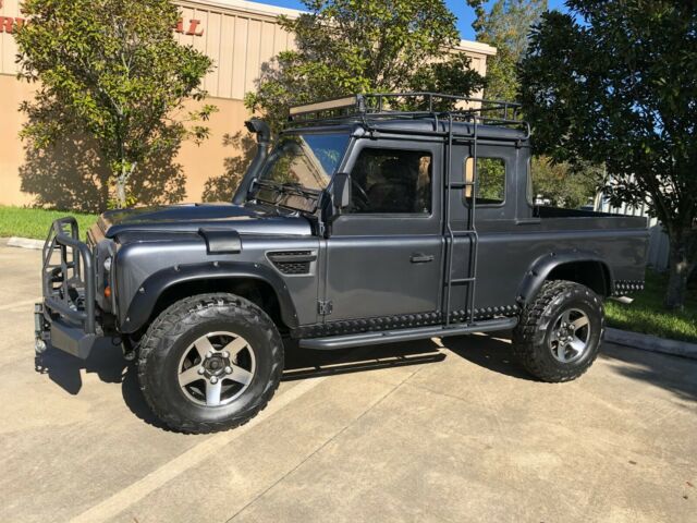 1993 Land Rover Defender 110 - LHD with AC - photo 4