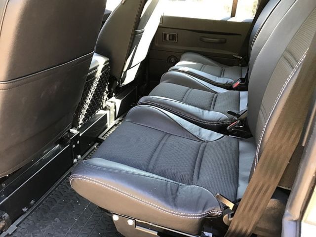 1988 Land Rover Defender 110 - photo 9