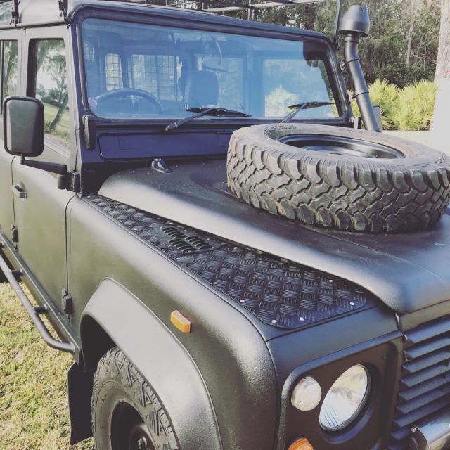 1990 Land Rover Defender 110 COUNTY STATION WAGON - photo 10