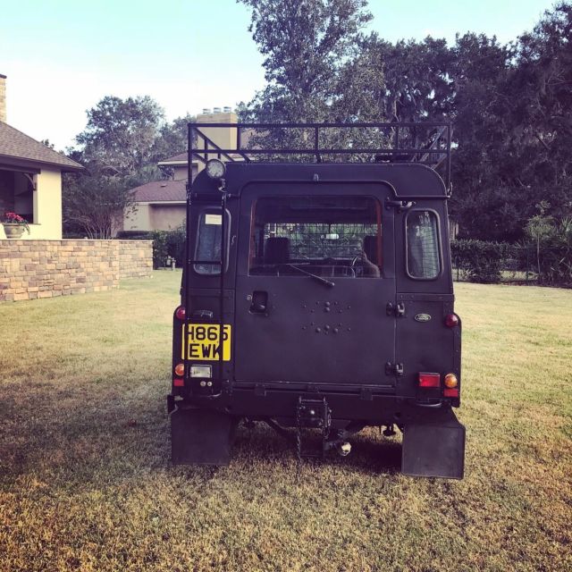 1990 Land Rover Defender 110 COUNTY STATION WAGON - photo 4