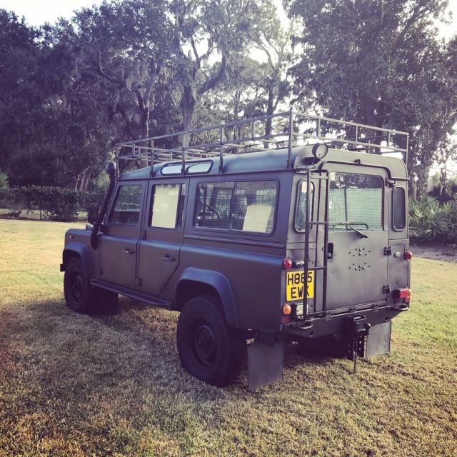 1990 Land Rover Defender 110 COUNTY STATION WAGON - photo 5