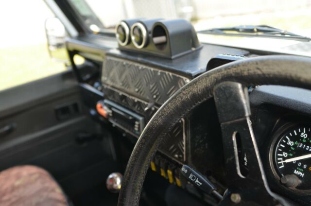 1991 Land Rover Defender COUNTY STATION WAGON - photo 11
