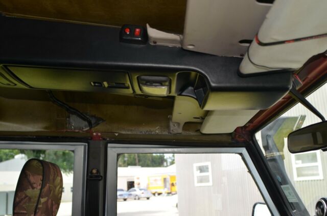 1991 Land Rover Defender COUNTY STATION WAGON - photo 13