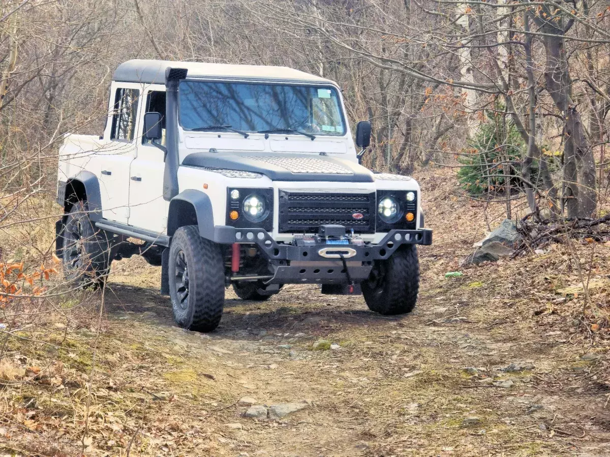 Land Rover Defender 110 Crew Cab Pick Up Truck Td5 -> Fully Restored 1980 Land Rover Defender