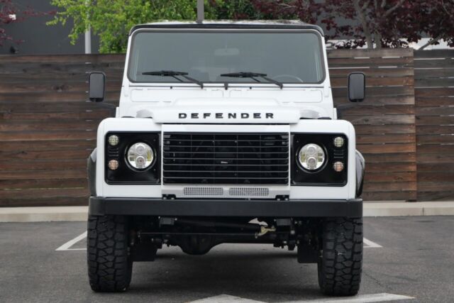 1990 Land Rover Defender - photo 2
