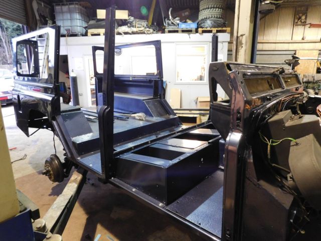 1980 Land Rover Defender County Station Wagon 5 Door Left Hand Drive - photo 7