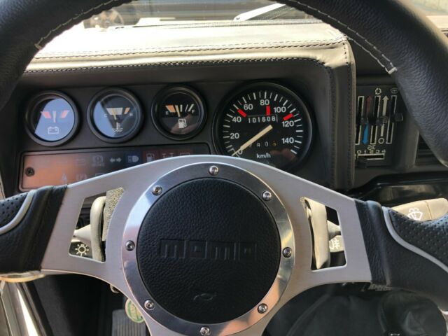 1988 Land Rover Defender 110  LHD, 3.9L  V8 - photo 9