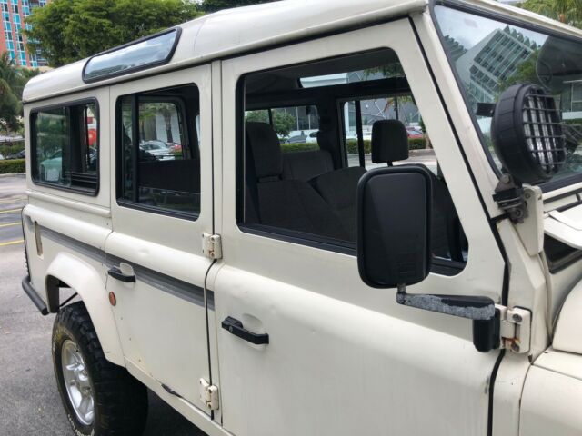 1989 Land Rover Defender White - photo 5