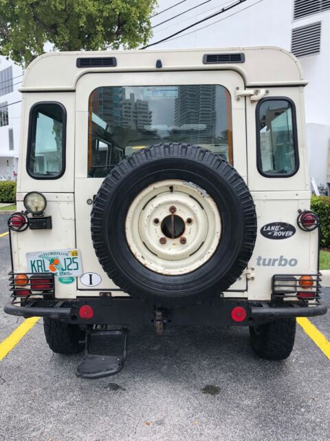 1989 Land Rover Defender White - photo 6