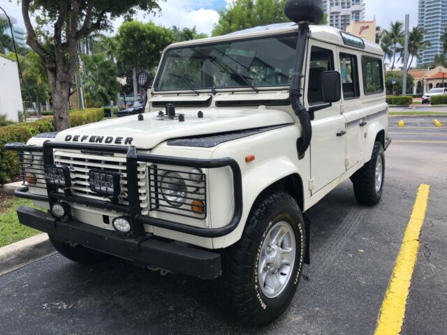 1989 Land Rover Defender White - photo 7