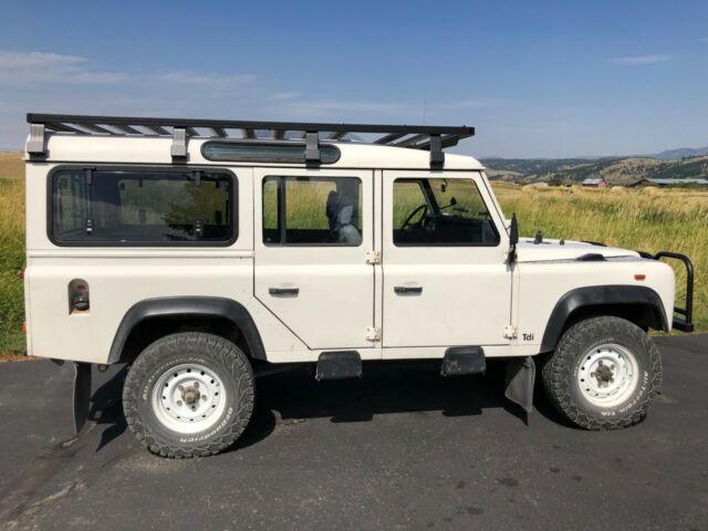Land Rover Defender 110, newly replaced 200 Tdi, electrical system upgraded 1989 Land Rover Defender White