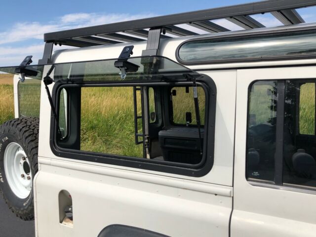 1989 Land Rover Defender White - photo 7