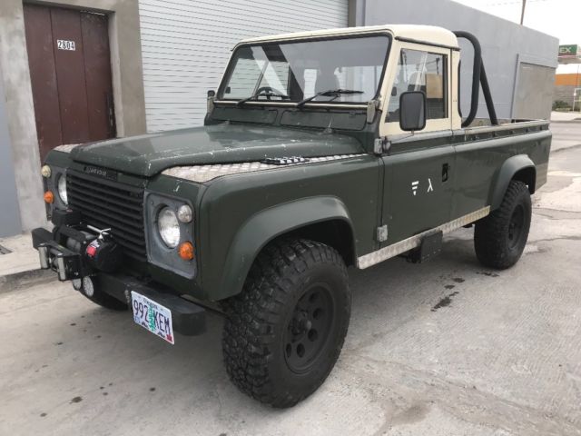 1984 Land Rover Defender Pickup