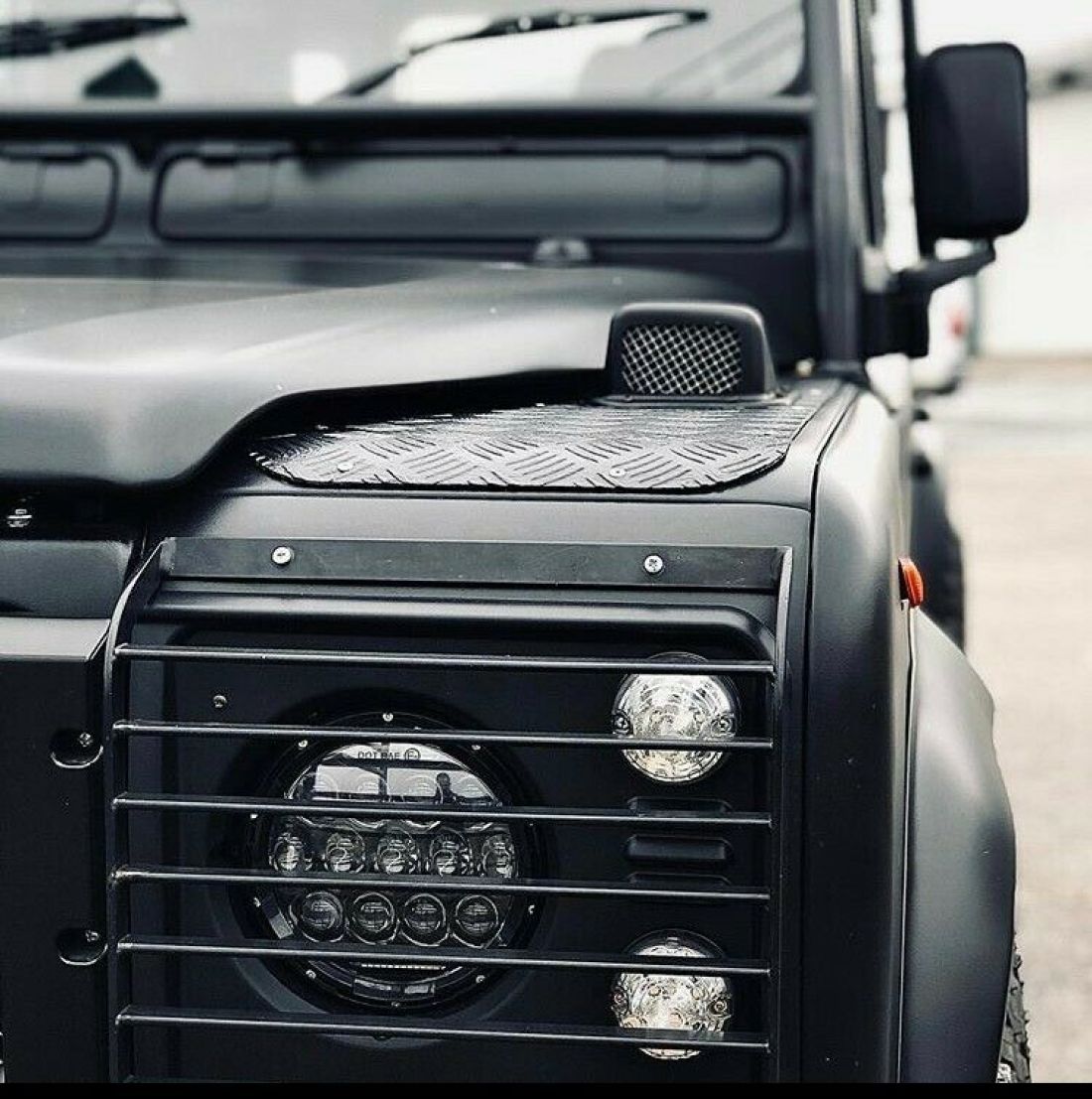 1991 Land Rover Defender Defender 110 - photo 6