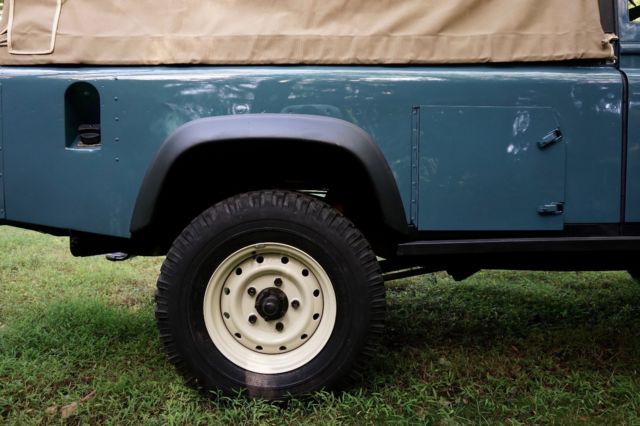 1991 Land Rover Defender - photo 3