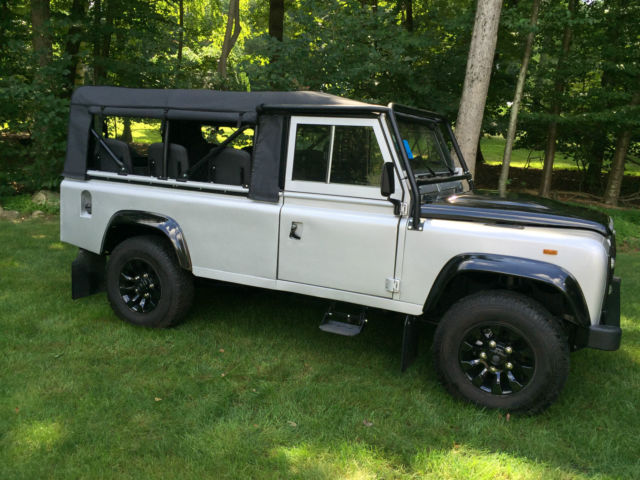 Land Rover Defender 110 Soft Top, Excellent Cond, 67k miles, No Reserve!! 1984 Land Rover Defender Beach Runner