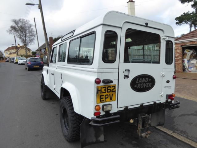1991 Land Rover Defender County Estate - photo 4