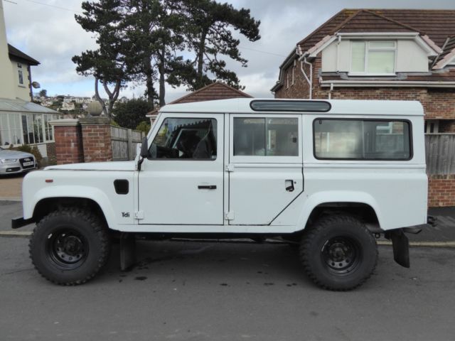 1991 Land Rover Defender County Estate - photo 5