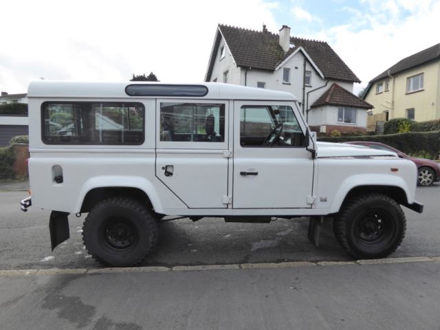 1991 Land Rover Defender County Estate - photo 6
