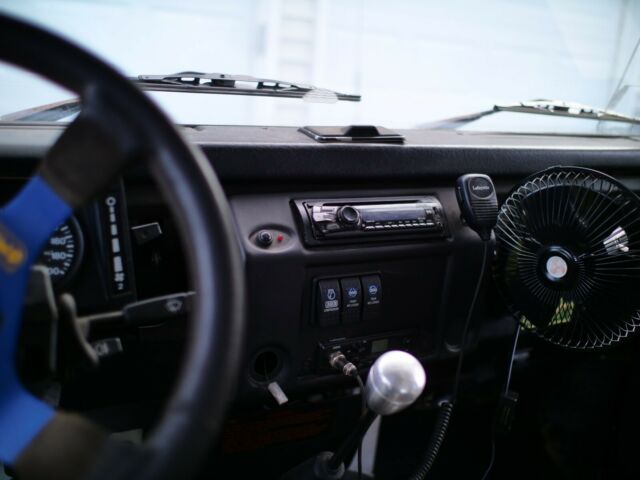 1994 Land Rover Defender - photo 13