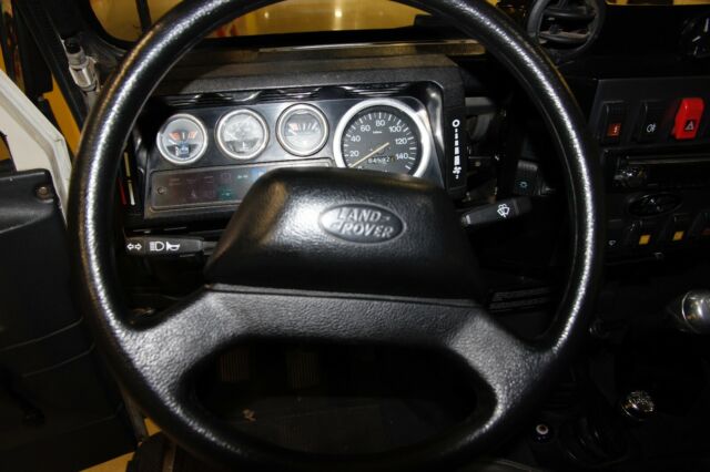 1990 Land Rover Defender 110 - photo 12