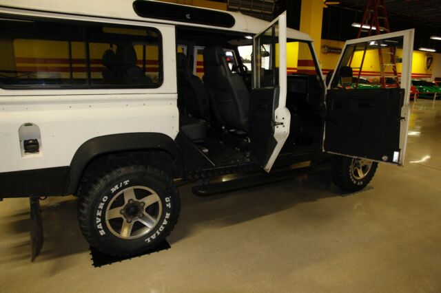 1990 Land Rover Defender 110 - photo 7