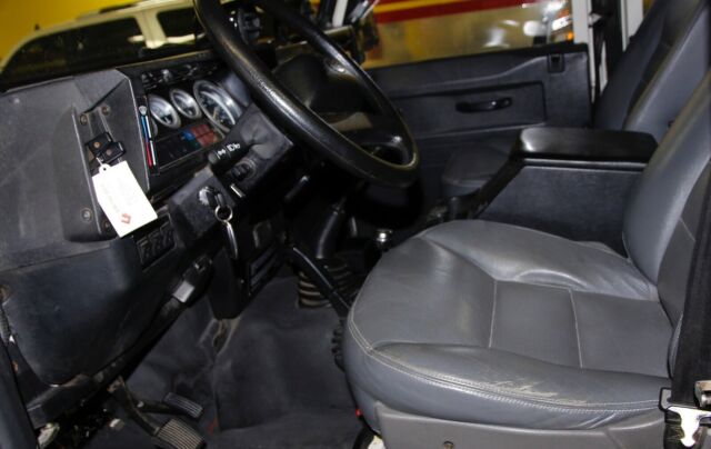 1990 Land Rover Defender 110 - photo 8