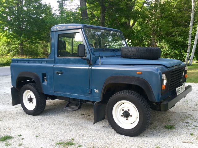 Land Rover Defender 200 TDI 90 1990 Pick Up - One Owner from new, all stamps! 1990 Land Rover Defender