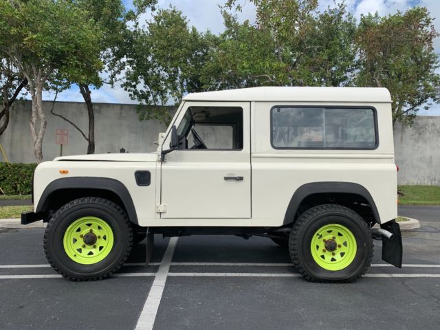 1987 Land Rover Defender 90 - photo 2