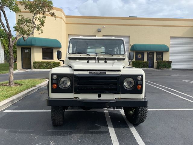1987 Land Rover Defender 90 - photo 8