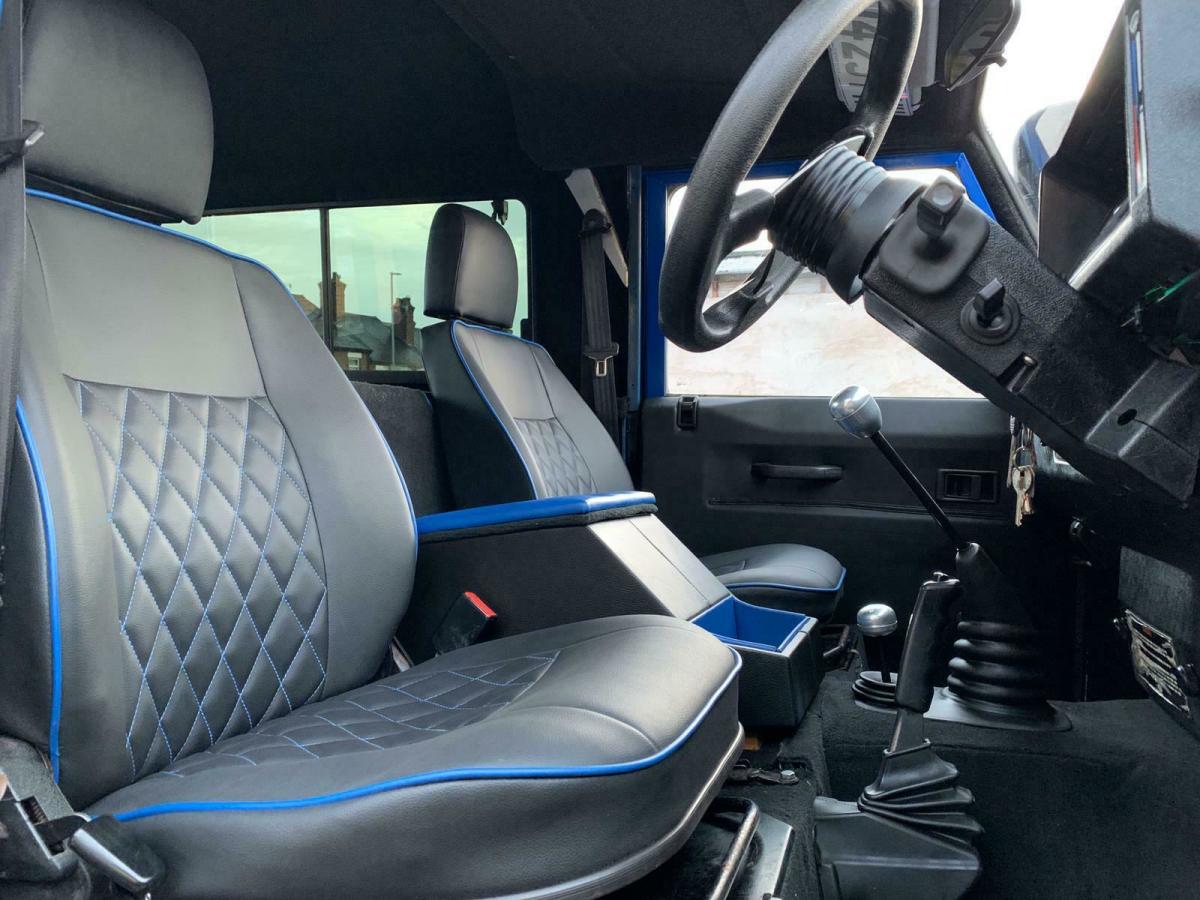 1991 Land Rover Defender County Station Wagon - photo 9