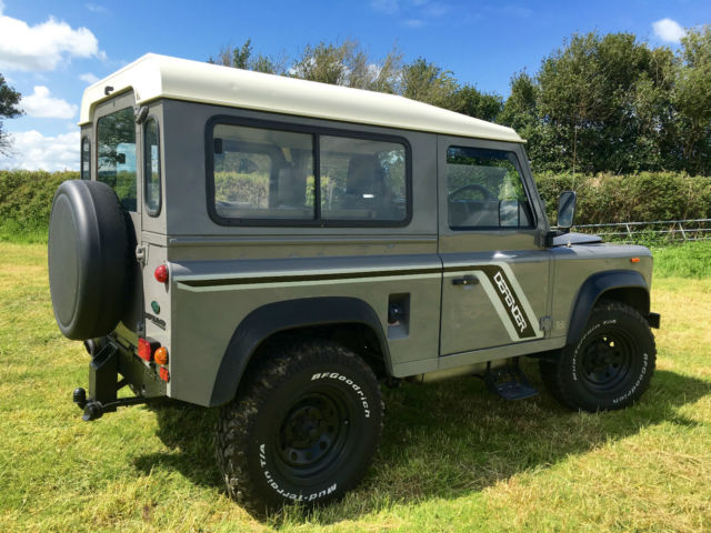 1992 Land Rover Defender Gray Cloth - photo 6