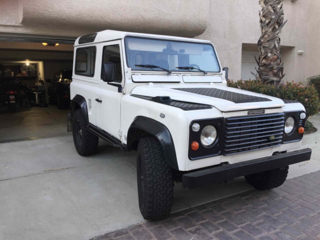 1992 Land Rover Defender Utility 2-Door - photo 2