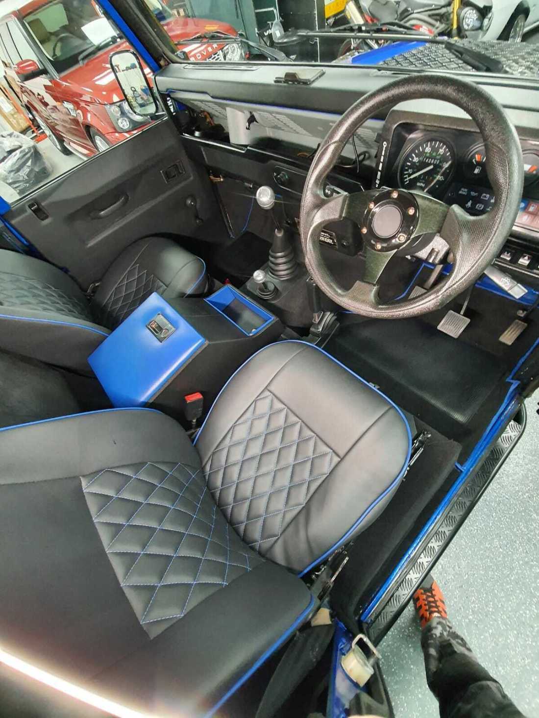 1991 Land Rover Defender County Station Wagon - photo 10