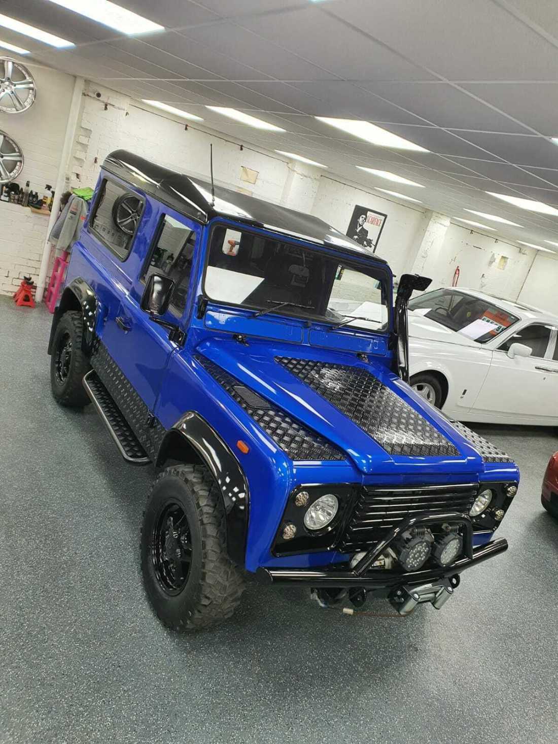 1991 Land Rover Defender County Station Wagon - photo 6