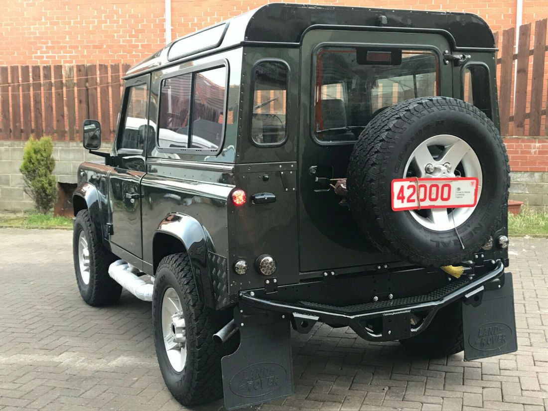 1991 Land Rover Defender County Station Wagon - photo 3
