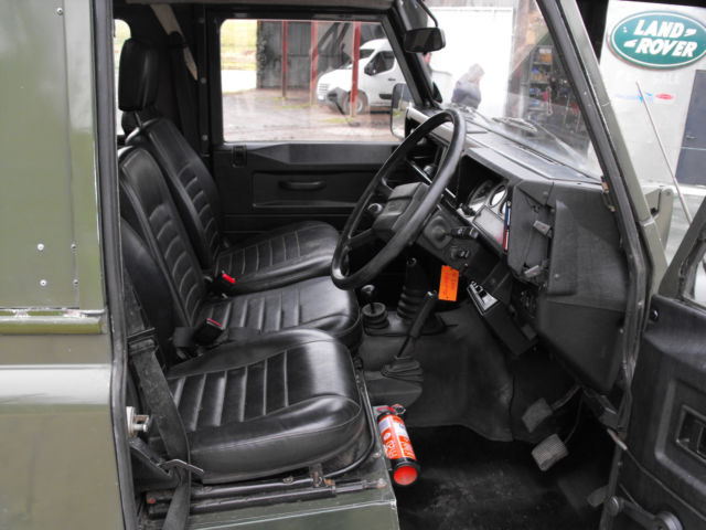 1980 Land Rover Defender Station Wagon - photo 7