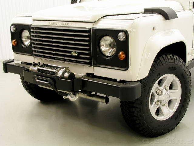 1984 Land Rover Defender SV Pickup - photo 3