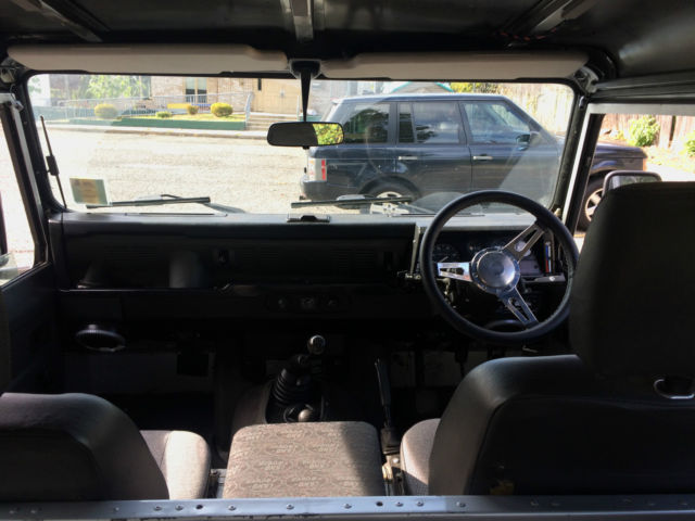 1988 Land Rover Defender County Station Wagon - photo 6