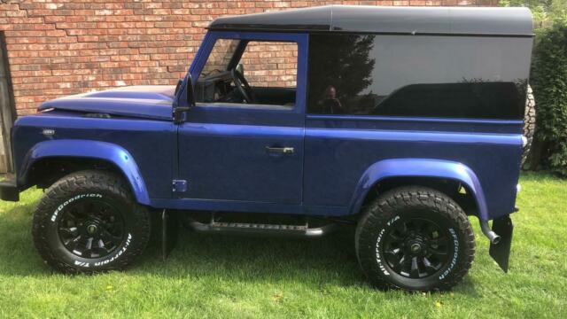 1990 Land Rover Defender