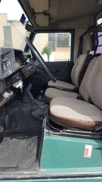 1984 Land Rover Defender County - photo 8
