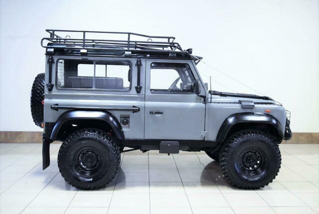 1991 Land Rover Defender LIFTED 4X4 OFFROADING - photo 9