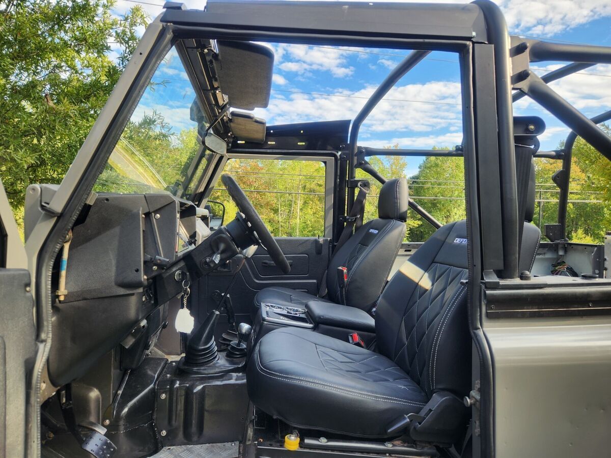 1984 Land Rover Defender - photo 2