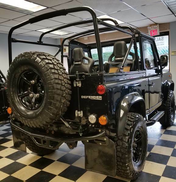 Land Rover Defender 90 TDI Soft Top All Redone Beluga Triple Black 1991 Land Rover Defender --