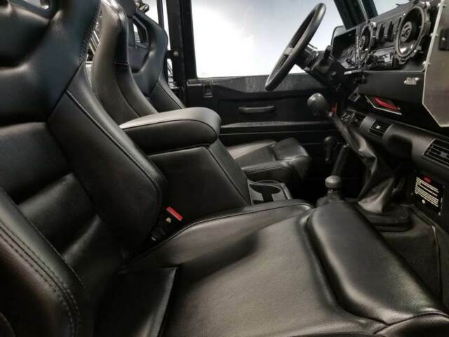 1991 Land Rover Defender -- - photo 8