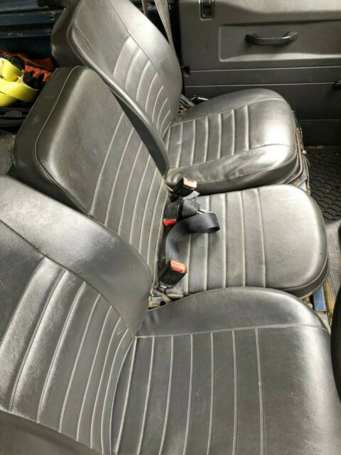 1986 Land Rover Defender 90 - photo 11